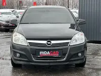 Opel Astra 2011 Универсал - фото 2