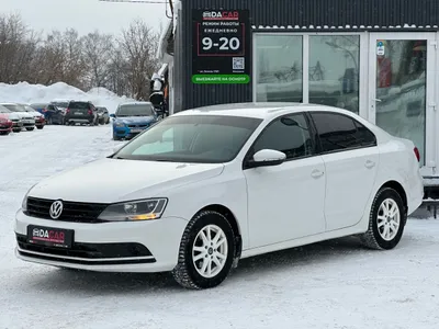 Volkswagen Jetta 2015, 3