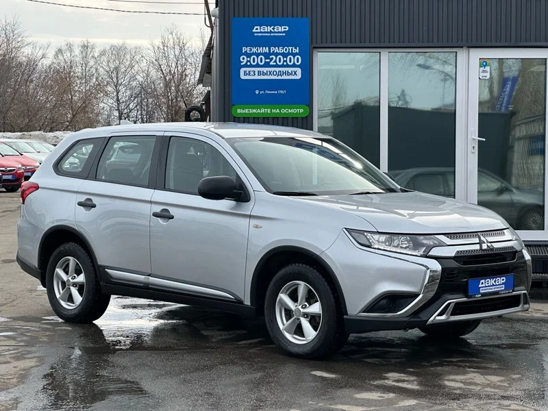Купить Мицубиси Аутлендер 2018 в Ижевске - фото 1